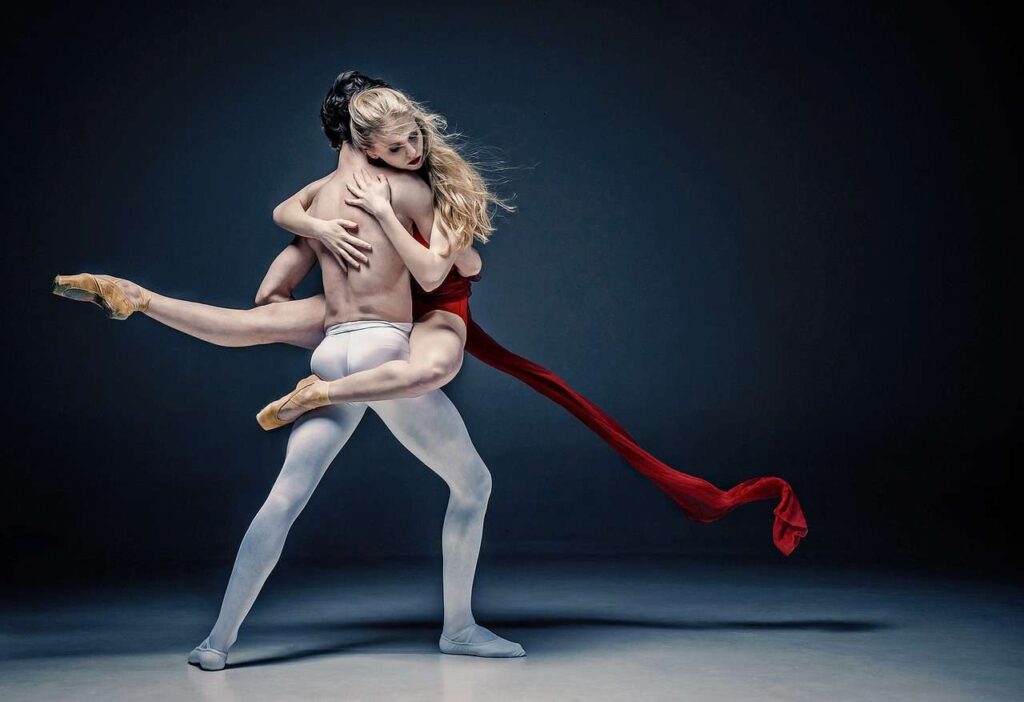 dance-1940245_1280